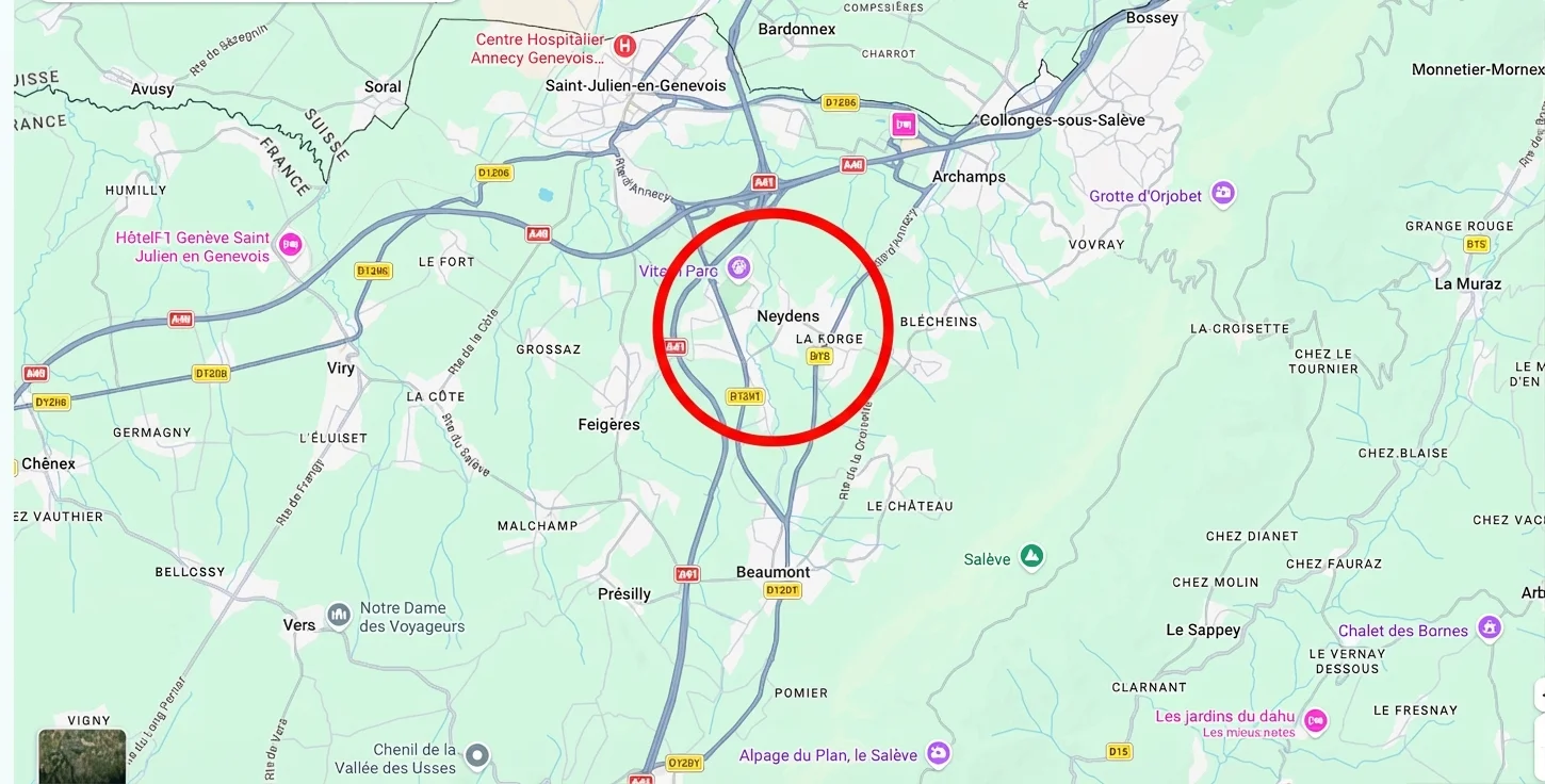Carte montrant Neydens entouré en rouge, au pied du Salève, entre Saint-Julien-en-Genevois et Genève